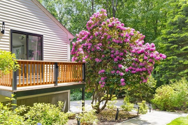 7 Tiffany Trail, Hopkinton, MA 01748