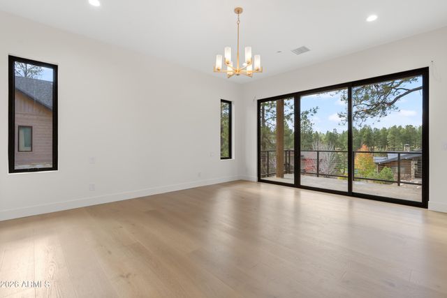 3425 S LAS COLINAS Court, Flagstaff, AZ 86005