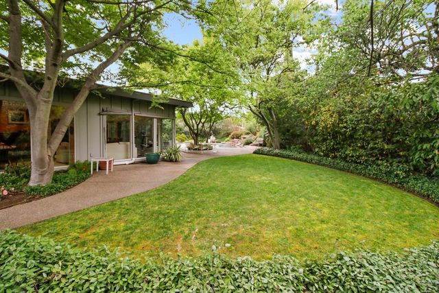 522 Sydling Ct, Sacramento, CA 95864