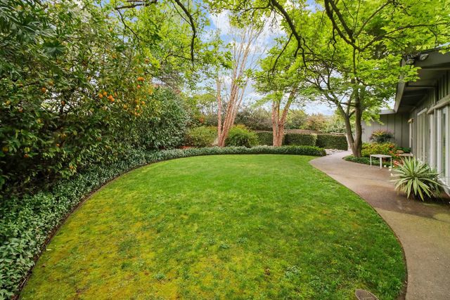 522 Sydling Ct, Sacramento, CA 95864
