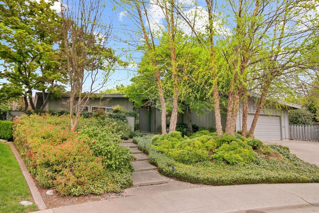 522 Sydling Ct, Sacramento, CA 95864