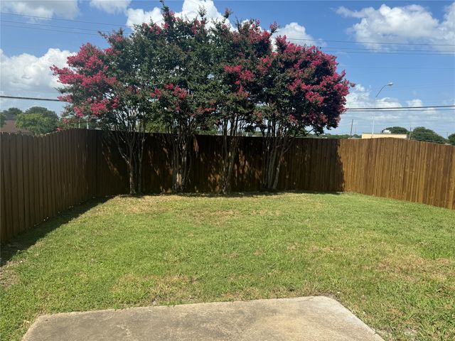 3804 Farrington Street, Mesquite, TX 75150