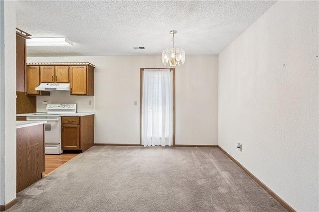 7841 Freeman Avenue, Kansas City, KS 66112
