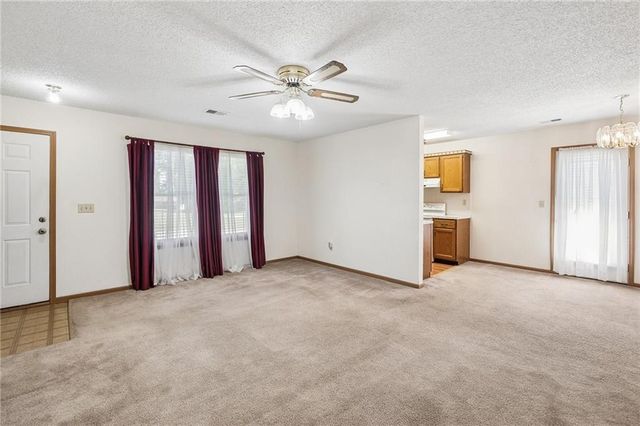 7841 Freeman Avenue, Kansas City, KS 66112