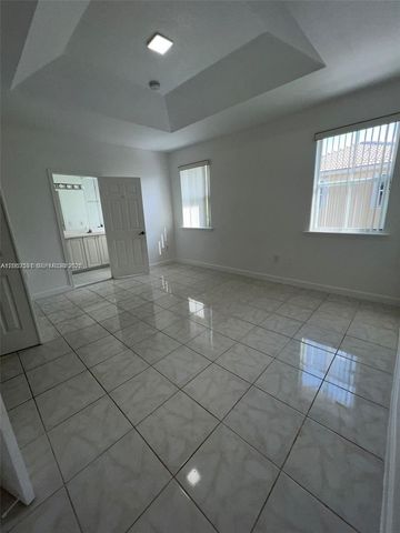 4847 NW 108th Court, Doral, FL 33178