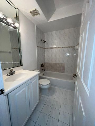 4847 NW 108th Court, Doral, FL 33178