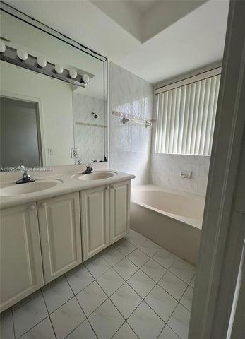 4847 NW 108th Court, Doral, FL 33178