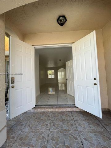 4847 NW 108th Court, Doral, FL 33178