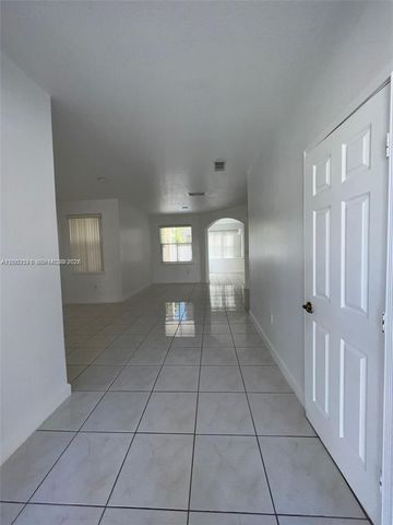 4847 NW 108th Court, Doral, FL 33178