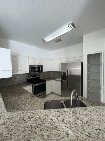 4847 NW 108th Court, Doral, FL 33178