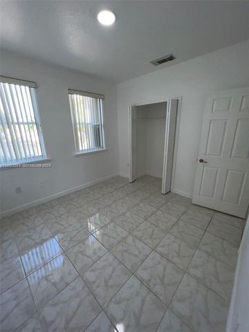 4847 NW 108th Court, Doral, FL 33178