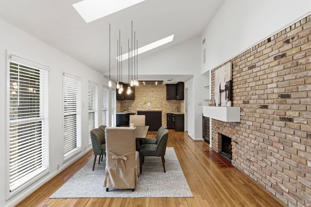 531 Azaleadell Drive, Houston, TX 77018