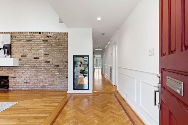 531 Azaleadell Drive, Houston, TX 77018