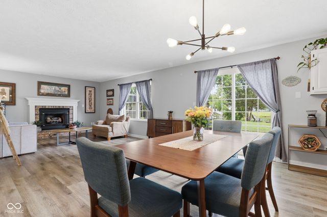 8252 Portside, Avon, IN 46123