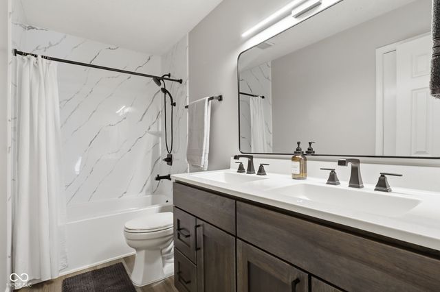 8252 Portside, Avon, IN 46123