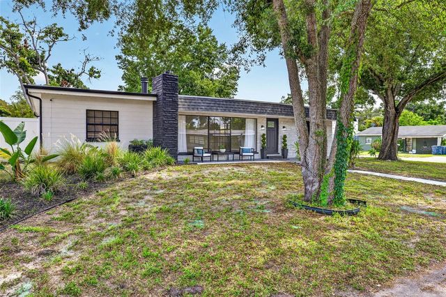 1601 E PARIS STREET, Tampa, FL 33610