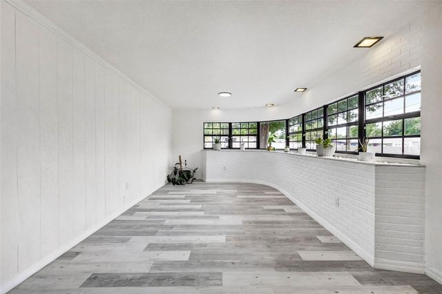 1601 E PARIS STREET, Tampa, FL 33610