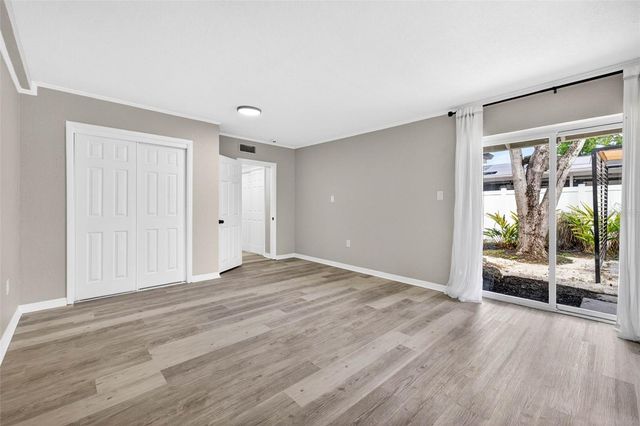1601 E PARIS STREET, Tampa, FL 33610