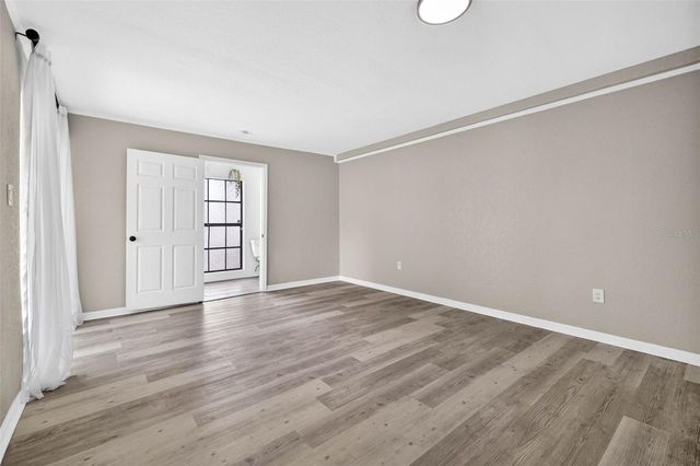 1601 E PARIS STREET, Tampa, FL 33610