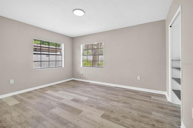 1601 E PARIS STREET, Tampa, FL 33610