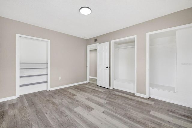 1601 E PARIS STREET, Tampa, FL 33610