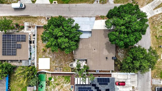 1601 E PARIS STREET, Tampa, FL 33610