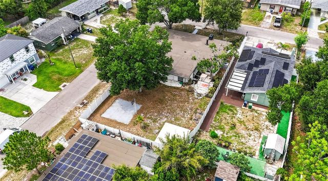 1601 E PARIS STREET, Tampa, FL 33610