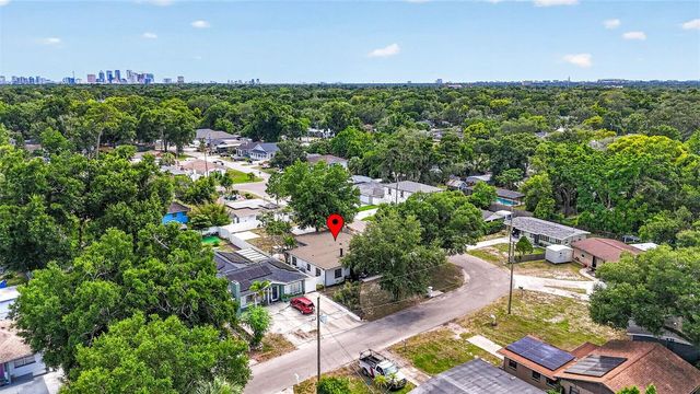 1601 E PARIS STREET, Tampa, FL 33610