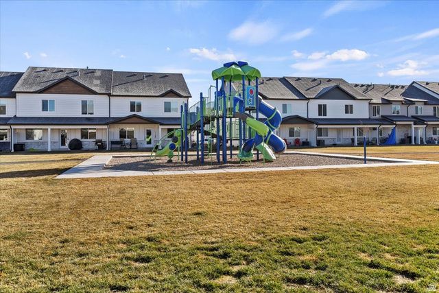 3047 S OLD EMIGRANT RD, Syracuse, UT 84075