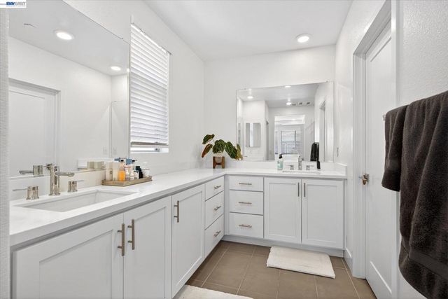 5810 Midnight Pl I, Dublin, CA 94568