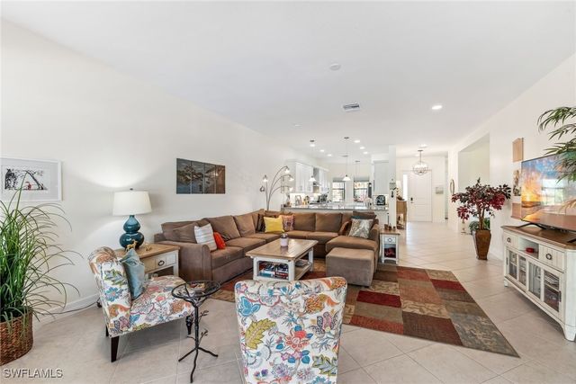 4360 Aurora ST, Naples, FL 34119