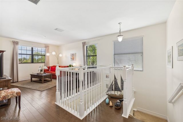 4360 Aurora ST, Naples, FL 34119