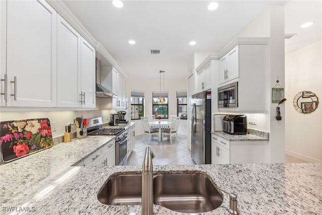 4360 Aurora ST, Naples, FL 34119