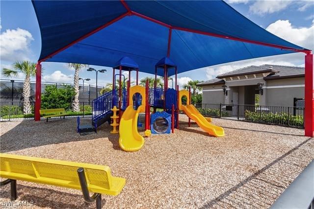 4360 Aurora ST, Naples, FL 34119