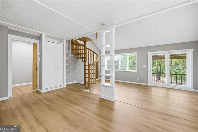 389 Peachtree Road, Jefferson, GA 30549