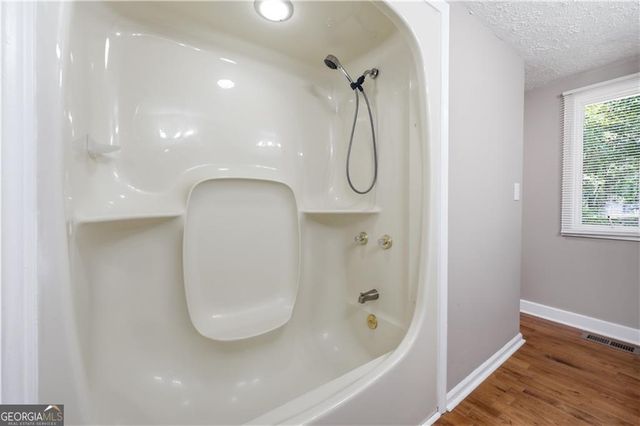 389 Peachtree Road, Jefferson, GA 30549