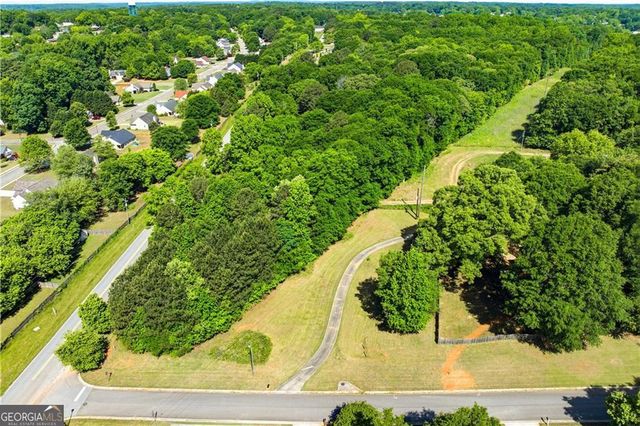 389 Peachtree Road, Jefferson, GA 30549