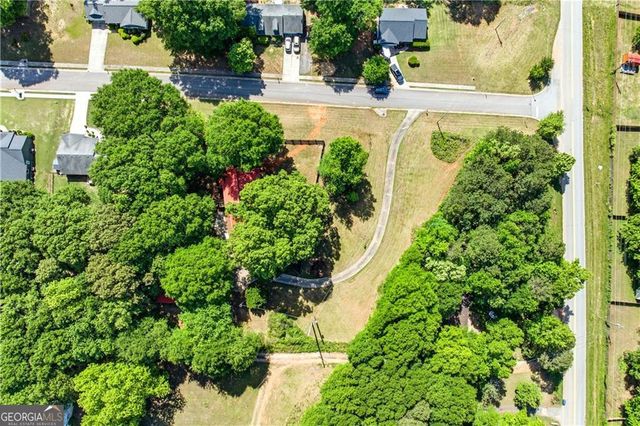 389 Peachtree Road, Jefferson, GA 30549