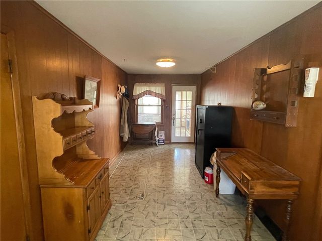 2718 Highway 21 S, Berryville, AR 72616