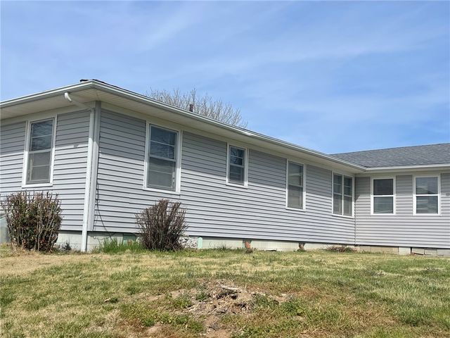 2718 Highway 21 S, Berryville, AR 72616