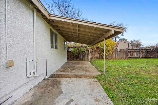 4917 Mayfair Court, Bakersfield, CA 93307