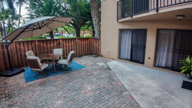 8050 Severn Drive Unit C, Boca Raton, FL 33433