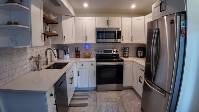 8050 Severn Drive Unit C, Boca Raton, FL 33433