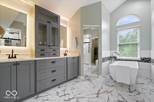 6825 Bluffridge Parkway, Indianapolis, IN 46278