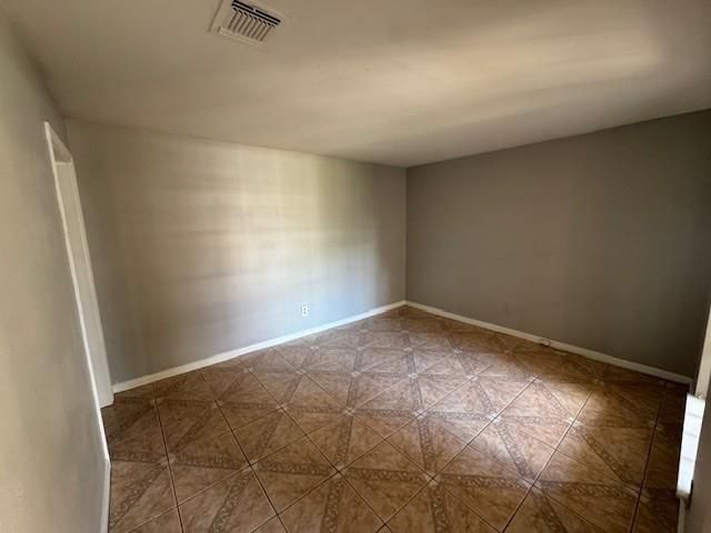 10607 Bainbridge Street, Houston, TX 77016