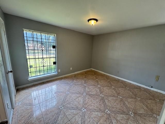 10607 Bainbridge Street, Houston, TX 77016
