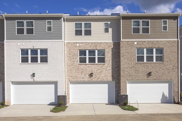 166 Barton Village Boulevard, Lebanon, TN 37090
