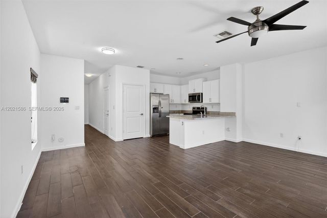 4019 NW 11th Dr, Lauderhill, FL 33313