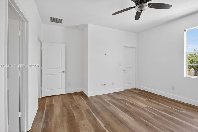 4019 NW 11th Dr, Lauderhill, FL 33313