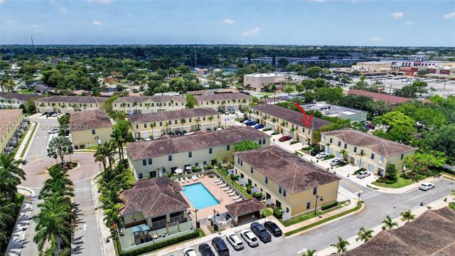 4019 NW 11th Dr, Lauderhill, FL 33313